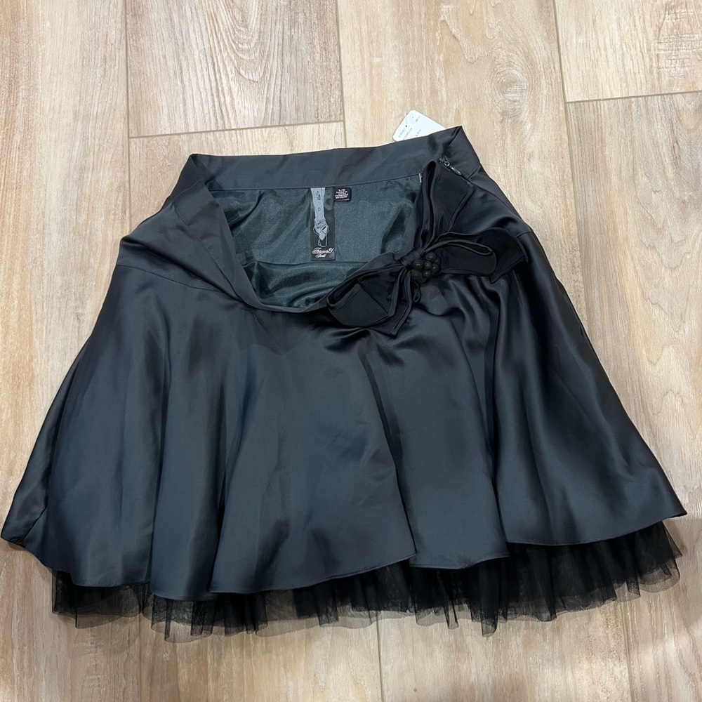Elegant Moments Black Satin Party  Skirt
